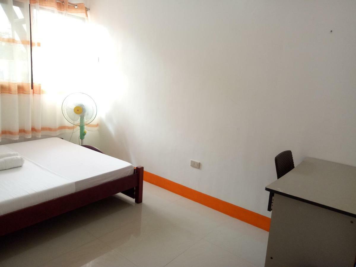 Lan Bless Pension House Coron Kültér fotó
